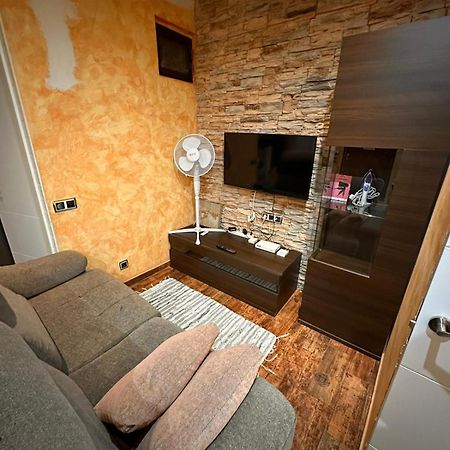 マドリードCasa Centrica, En Barrio Bohemioアパートメント エクステリア 写真