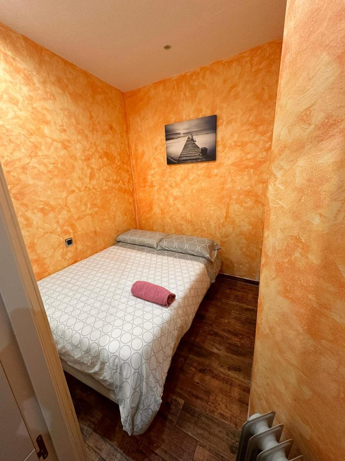 マドリードCasa Centrica, En Barrio Bohemioアパートメント エクステリア 写真