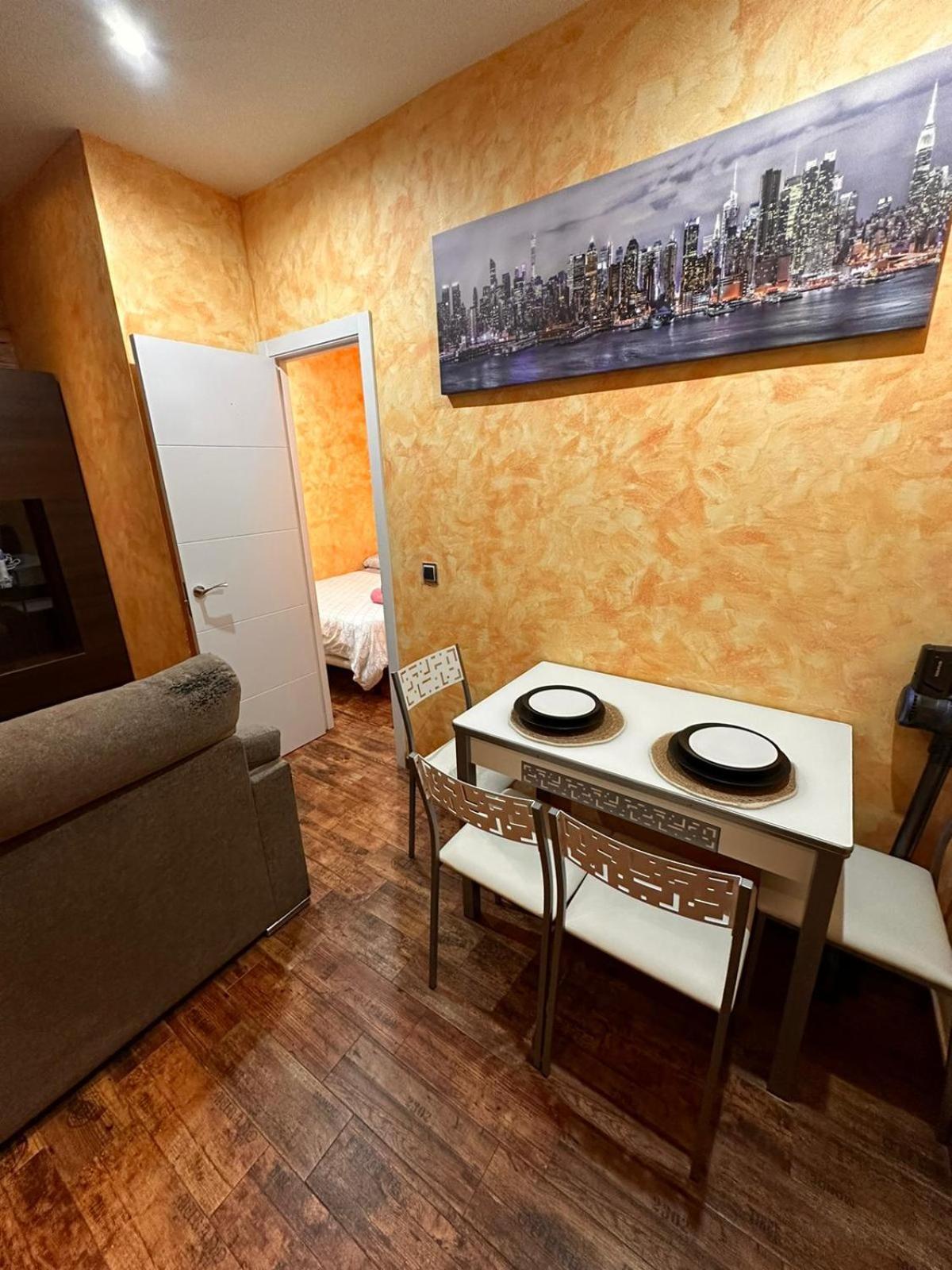 マドリードCasa Centrica, En Barrio Bohemioアパートメント エクステリア 写真